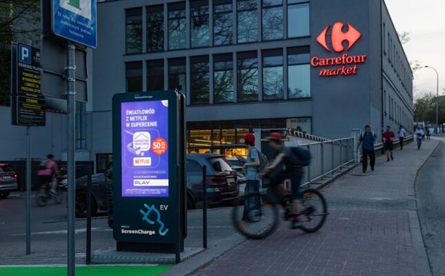 elocity screeencharge