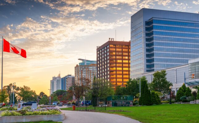 Hagersville BESS w Ontario to 1,2 GWh magazynu energii z Tesla Megapack 2XL. Projekt Boralex i SNGRDC już działa komercyjnie.