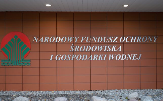 Czy 20 mld zł rocznie trafia tam, gdzie powinno? Poznaj szczegóły raportu o NFOŚiGW. WEI punktuje brak efektów w geotermii i upolitycznienie funduszu.