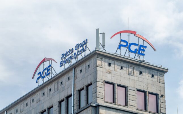 Inwestycja PGE za 1,14 mld zł brutto. Sprawdź szczegóły budowy magazynu energii w Gryfinie, który zabezpieczy dostawy prądu dzięki technologii Fluence SmartStack
