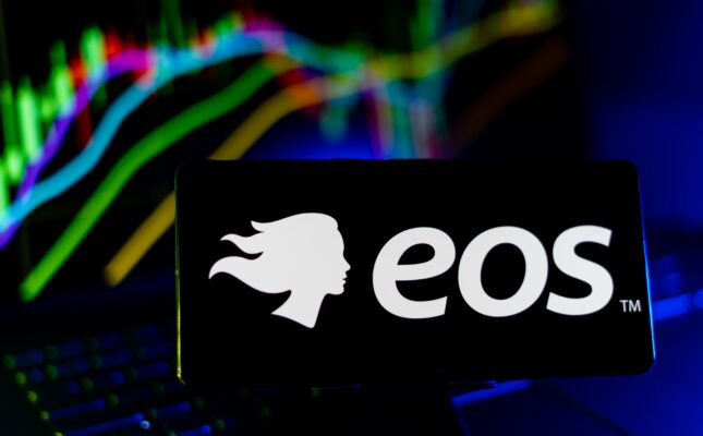 Amerykański producent Eos Energy Enterprises uruchomił drugą linię produkcyjną baterii przepływowych cynk-woda w Pensylwanii. Cel to 4 GWh mocy rocznie, by obsłużyć ogromne projekty LDES w Teksasie i Szkocji.
