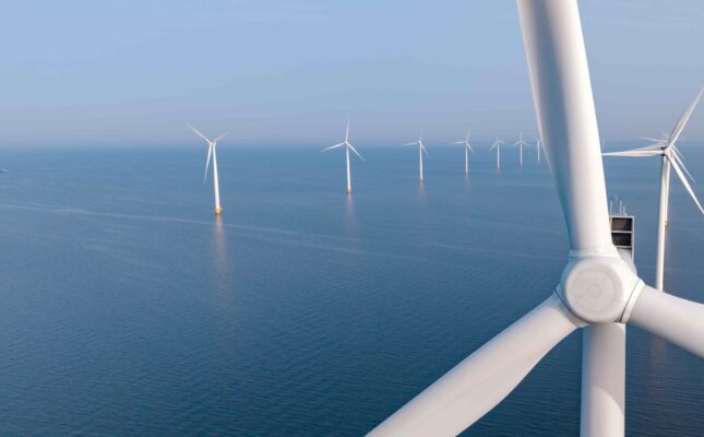 Pierwszy odcinek linii 400 kV gotowy. PSE otwierają drogę dla energii z Bałtyku