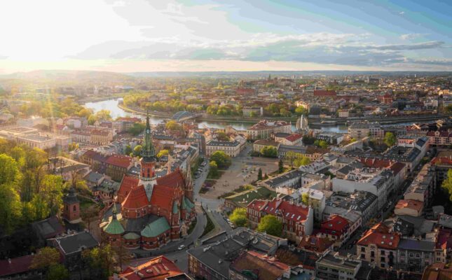Kraków szykuje 20 tys. metrów sześciennych magazynu ciepła i 960 MWt nowych źródeł.