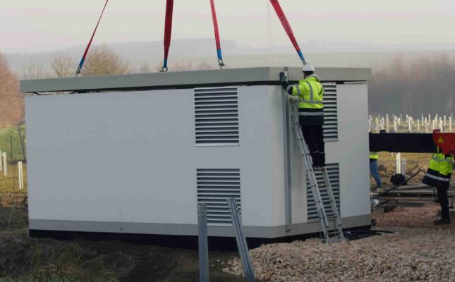 645 MW w trzech bateriach. Ministerstwo Energii mówi o realizacji projektów w 2027 roku