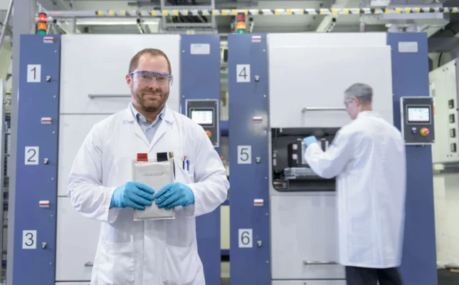 Łukasiewicz - Instytut Metali Niezależnych wykorzystuje linię do wytwarzania prototypowych ogniw w formacie pouch
