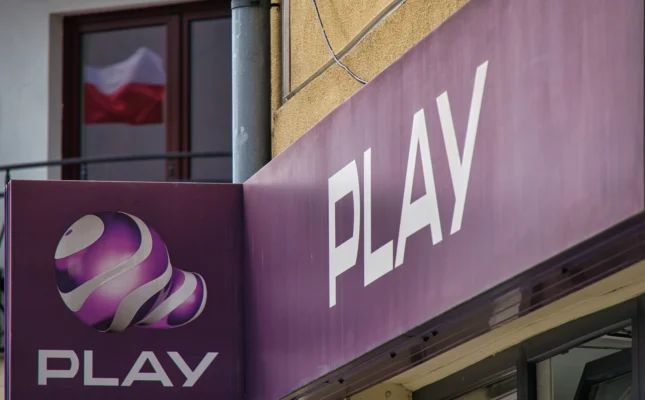 play